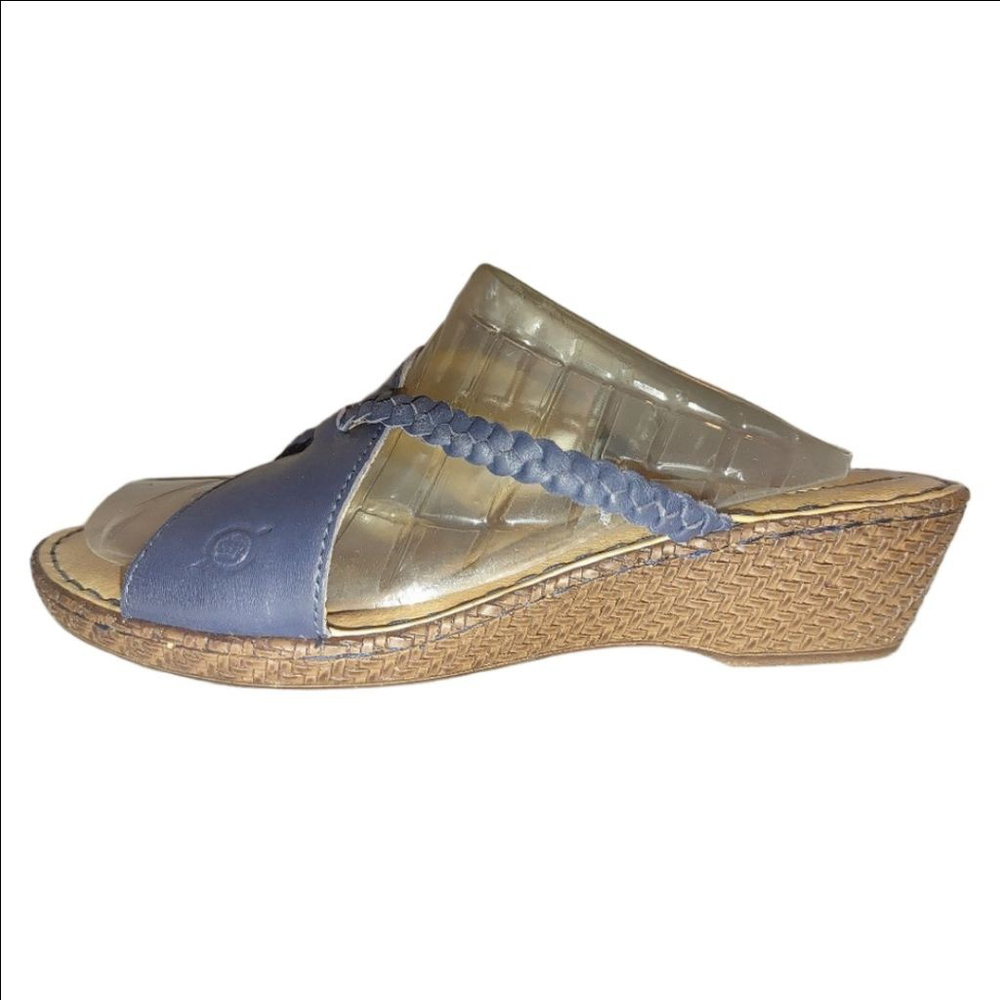 Born Sandals Size 9M